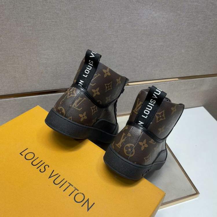 Picture of Louis Vuitton Shoes _SKULVsz38-44mnf100313508